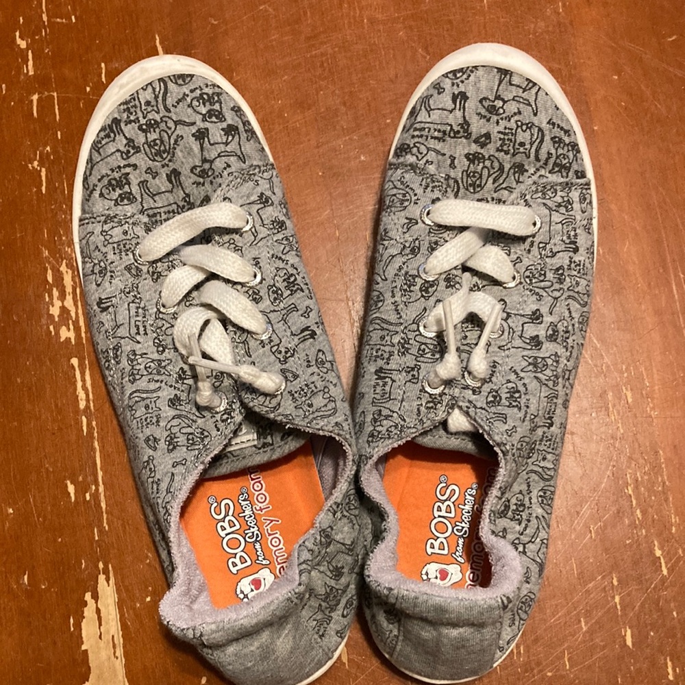 Bobs dog print slip on sneaker size 9.5. Barely worn !